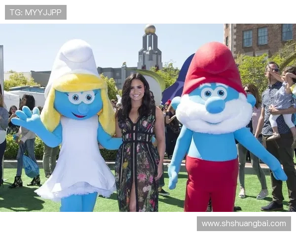 蓝精灵神秘村：15段让人脸红心跳的感情戏，CP粉狂喜！